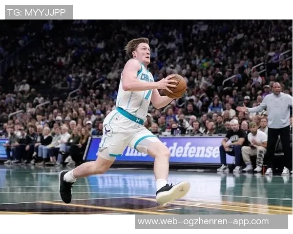 克尼佩尔连续三场得分20首次突破30分表现出色助球队赢得胜利